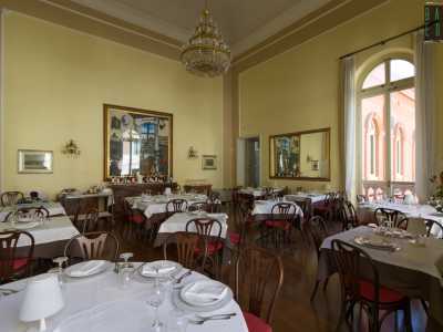...ristorante...